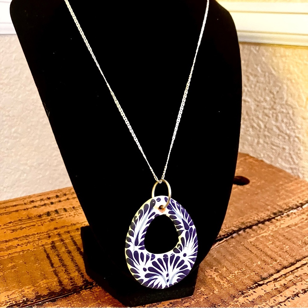 Brand New 925 Italian Silver Necklace & Earrings